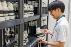 Kazuki Kamada with a 50-150mm f2 lens at the Sony Service Centre in Milan at the Milan Cortina 2026 Winter Olympics
